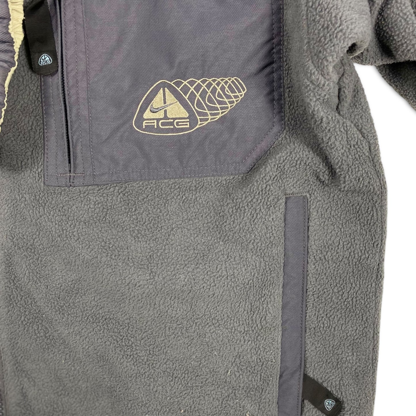 Nike ACG RARE 2000s reversible fleece jacket