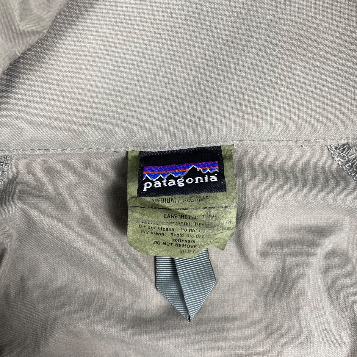 2002 Patagonia Puff Jacket MARS