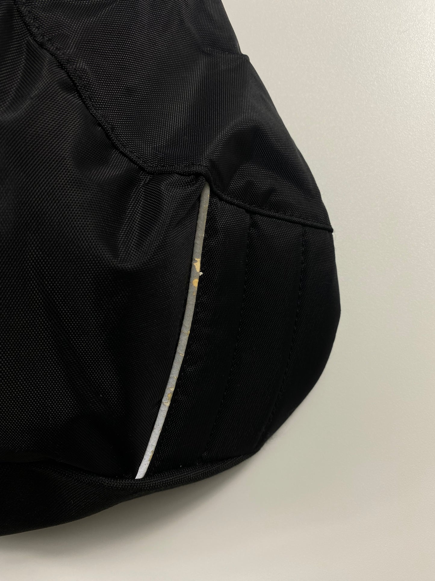 Nike sling bag 00’s