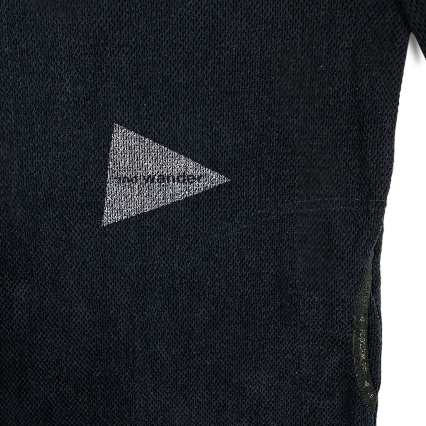 AND WANDER fleece mesh pullover