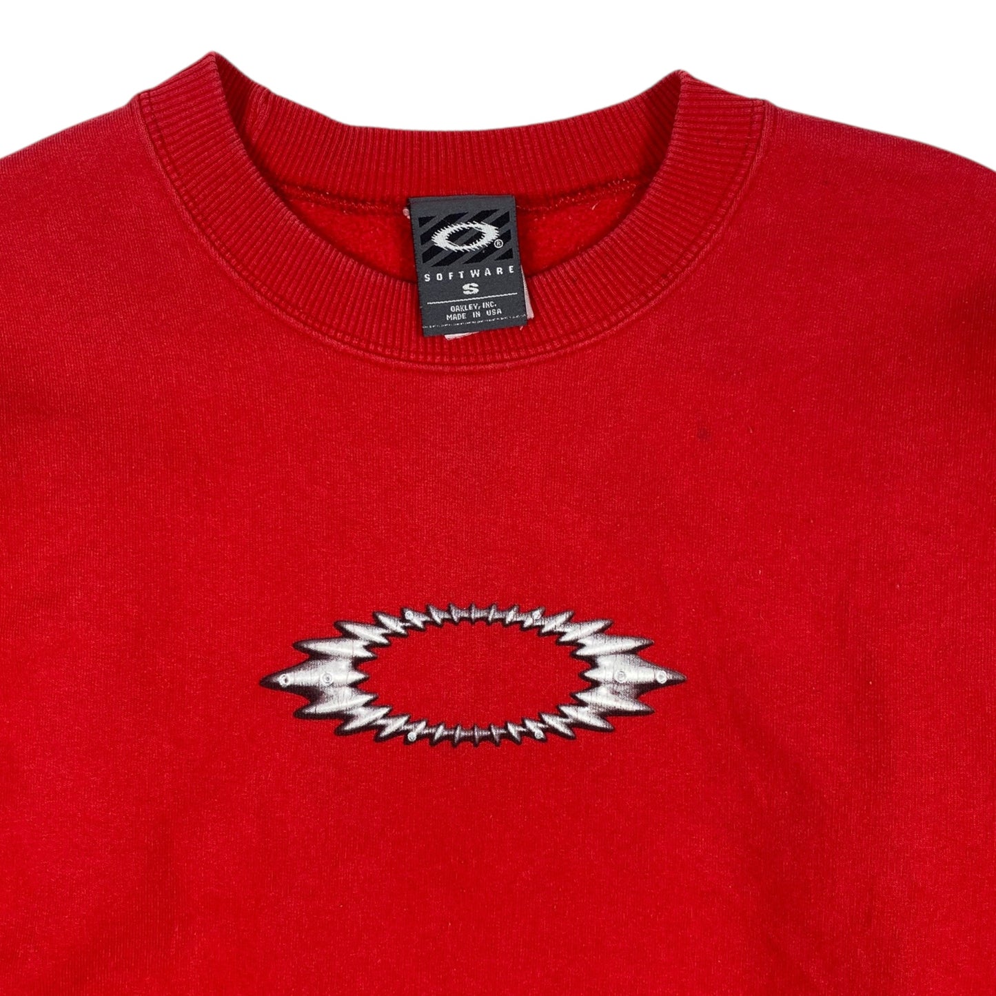 2000s vintage Oakley
Software 3D metalic logo